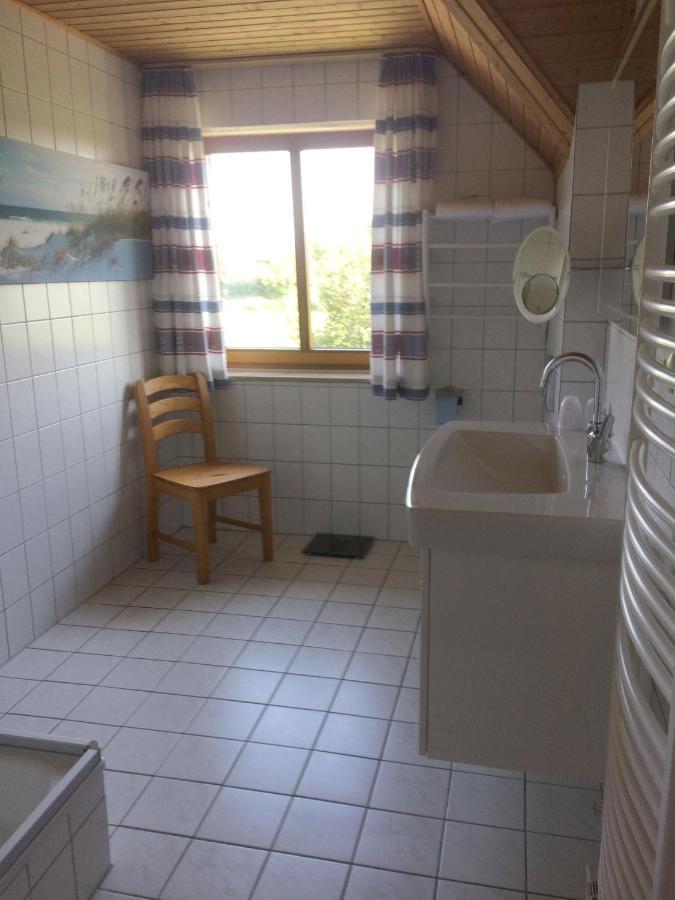 Haus Emken Apartment Neuharlingersiel Exterior foto